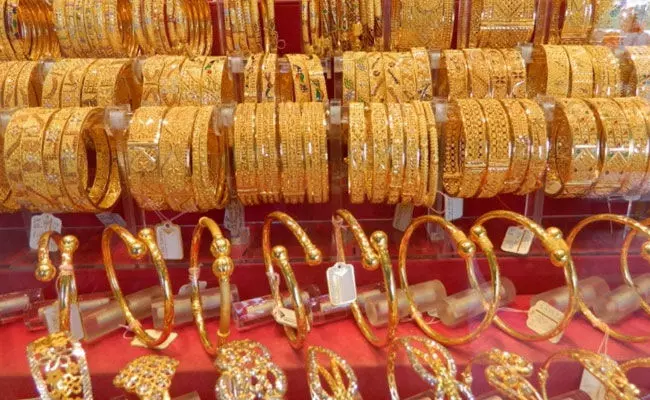 Gold and Silver Rates Today: గుడ్ న్యూస్..! బంగారం, వెండి ధరల్లో భారీగా తగ్గింపులు..