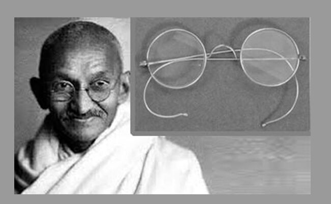 రూ. 2.5 కోట్లు పలికిన మహాత్మాగాంధీ కళ్లజోడు