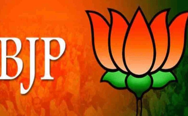 బీజేపీకి షాక్.. కేంద్రమంత్రి పదవికి హర్ సిమ్రత్ కౌర్ రాజీనామా