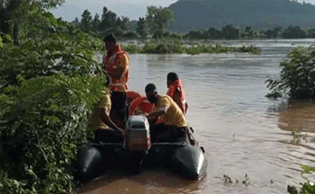 ఒడిశాలో భారీ వర్షాలు.. 12కి చేరిన మృతులు