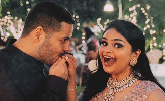 పెళ్లిపీటలెక్కనున్న విద్యుల్లేఖ పెళ్లిపీటలెక్కనున్న విద్యుల్లేఖ