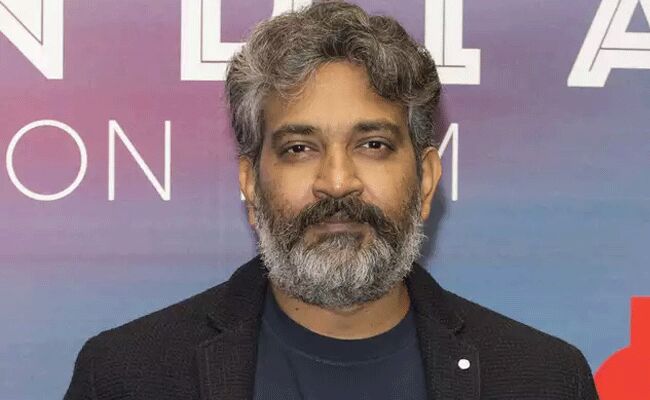 ప్లాస్మా దానం చేయలేకపోయాను: రాజమౌళి