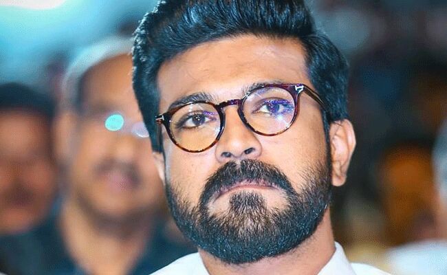 అభిమానుల మృతిపట్ల ట్విట్టర్ వేదికగా రామ్ చరణ్.. అభిమానుల మృతిపట్ల ట్విట్టర్ వేదికగా రామ్ చరణ్..