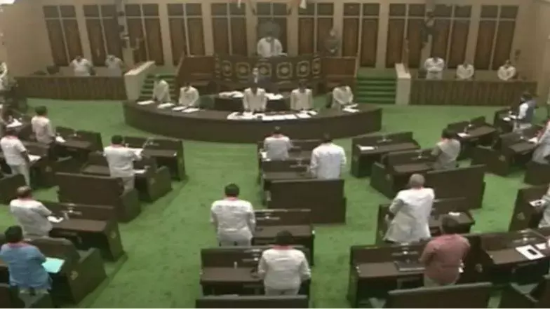 రాజకీయాల్లో ప్రణబ్ పాత్ర చిరస్మరణీయం : సీఎం కేసీఆర్ రాజకీయాల్లో ప్రణబ్ పాత్ర చిరస్మరణీయం : సీఎం కేసీఆర్