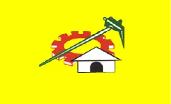 అమరావతి ప్రాంతంలో టీడీపీ నేతల బృందం పర్యటన అమరావతి ప్రాంతంలో టీడీపీ నేతల బృందం పర్యటన