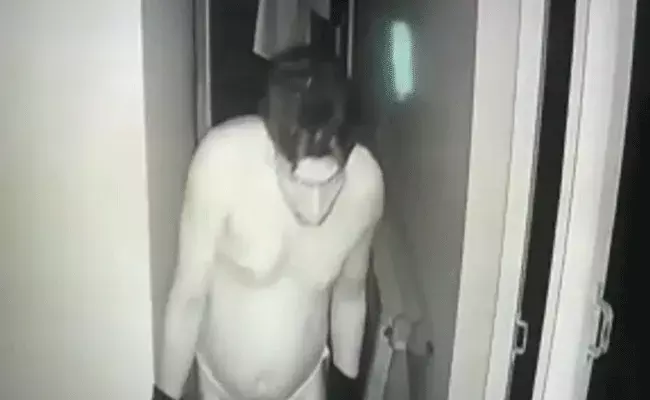 విశాఖలో కొత్త తరహా దొంగ.. నగ్నంగా ఇంట్లోకి చొరబడి..
