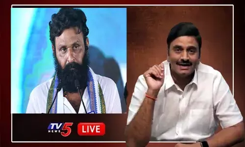 మంత్రి కొడాలి నానిని అభినందించి తీరాలి : వైసీపీ ఎంపీ రఘురామకృష్ణరాజు మంత్రి కొడాలి నానిని అభినందించి తీరాలి : వైసీపీ ఎంపీ రఘురామకృష్ణరాజు