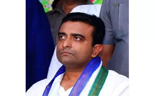 ఎమ్మెల్యే కాసు మహేష్ రెడ్డి ప్రోద్భలంతో అక్రమ మైనింగ్ : యరపతినేని శ్రీనివాసరావు ఎమ్మెల్యే కాసు మహేష్ రెడ్డి ప్రోద్భలంతో అక్రమ మైనింగ్ : యరపతినేని శ్రీనివాసరావు