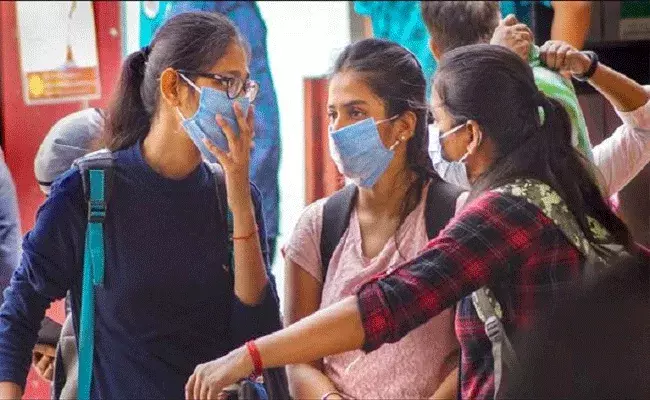 21 నుంచి కరోనా నిబంధనలతో కళాశాలలకు..