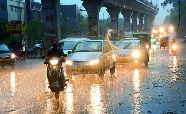 తెలంగాణలో విస్తారంగా వర్షాలు.. హైదరాబాద్ లో భారీ వర్షం తెలంగాణలో విస్తారంగా వర్షాలు.. హైదరాబాద్ లో భారీ వర్షం