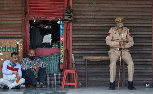 మరోసారి దేశవ్యాప్తంగా లాక్డౌన్ అంటూ వార్తలు.. కేంద్రం స్పందన ఇదే.. మరోసారి దేశవ్యాప్తంగా లాక్డౌన్ అంటూ వార్తలు.. కేంద్రం స్పందన ఇదే..