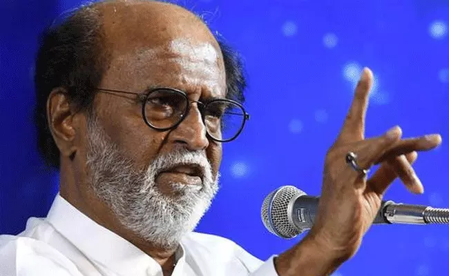తమిళనాడు ఎన్నికలు.. మక్కళ్ మండ్రం జిల్లా కార్యదర్శులతో రజనీ భేటీ తమిళనాడు ఎన్నికలు.. మక్కళ్ మండ్రం జిల్లా కార్యదర్శులతో రజనీ భేటీ