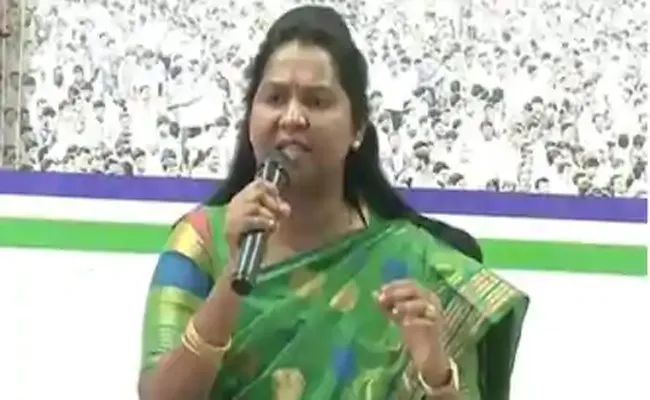 పోలీస్ అధికారిని నోటికొచ్చినట్లు దుర్బాషలాడిన వైసీపీ ఎమ్మెల్యే శ్రీదేవి పోలీస్ అధికారిని నోటికొచ్చినట్లు దుర్బాషలాడిన వైసీపీ ఎమ్మెల్యే శ్రీదేవి