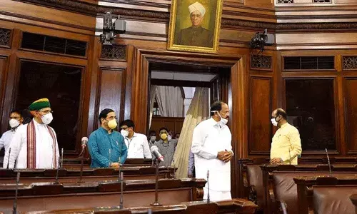 పార్లమెంట్ సమావేశాలను కుదించే ఆలోచనలో కేంద్రం పార్లమెంట్ సమావేశాలను కుదించే ఆలోచనలో కేంద్రం