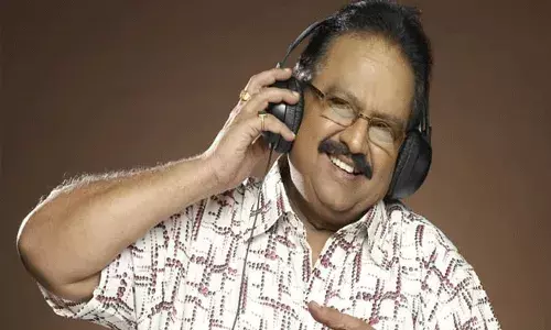 ఎస్పీ ఆరోగ్యం ఎలా ఉంది.. అభిమానుల్లో ఆందోళన ఎస్పీ ఆరోగ్యం ఎలా ఉంది.. అభిమానుల్లో ఆందోళన