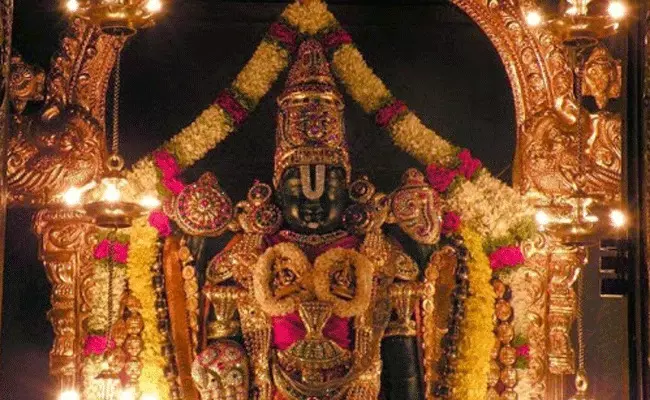 ఏడుకొండల వాడి ఆలయంలో ఎవరికీ తెలియని రహస్యాలు ఎన్నో.. ఏడుకొండల వాడి ఆలయంలో ఎవరికీ తెలియని రహస్యాలు ఎన్నో..