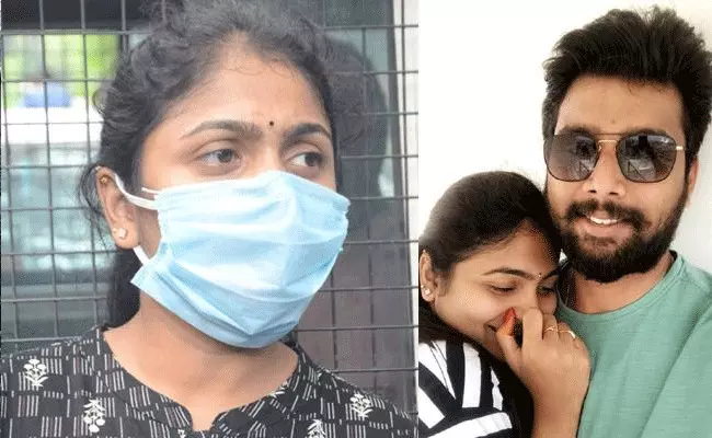 అవంతికి బెదిరింపు కాల్స్ వచ్చినప్పుడు ఫిర్యాదు చేస్తే రక్షణ కల్పించేవాళ్లం : సీపీ అవంతికి బెదిరింపు కాల్స్ వచ్చినప్పుడు ఫిర్యాదు చేస్తే రక్షణ కల్పించేవాళ్లం : సీపీ