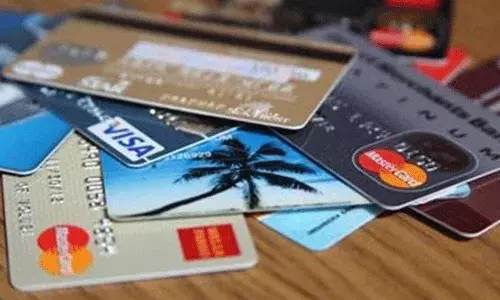 ఆర్బీఐ కొత్త క్రెడిట్ డెబిట్ కార్డు నియమాలు అక్టోబర్ 1 నుండి అమలులోకి..