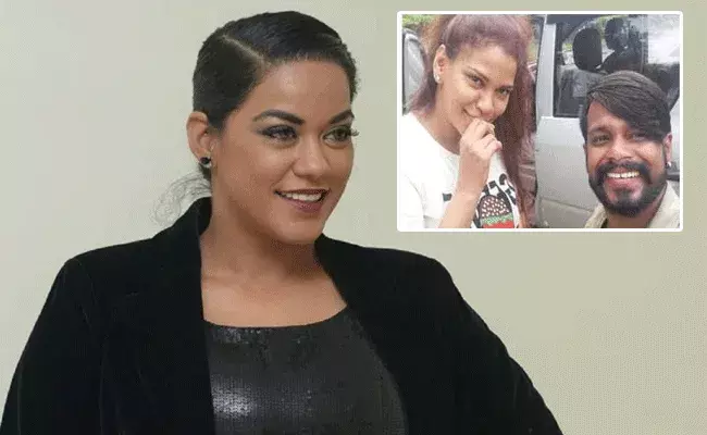 డ్రైవర్‌ అసభ్యంగా ప్రవర్తించాడంటూ పోలీసులకు ముమైత్‌ ఫిర్యాదు