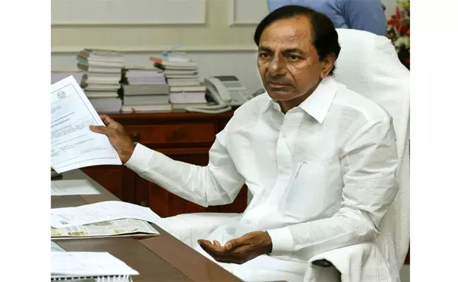 నీటిని తరలించుకుపోతుంటే కృష్ణాబోర్డు ఏం చేస్తోంది? : సీఎం కేసీఆర్ నీటిని తరలించుకుపోతుంటే కృష్ణాబోర్డు ఏం చేస్తోంది? : సీఎం కేసీఆర్