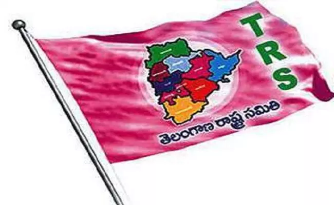 పట్టభద్రుల ఎమ్మెల్సీ స్థానాలపై టీఆర్ఎస్ దృష్టి పట్టభద్రుల ఎమ్మెల్సీ స్థానాలపై టీఆర్ఎస్ దృష్టి