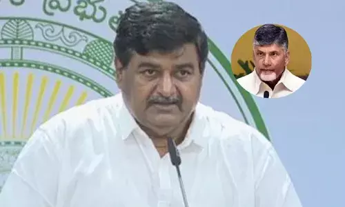 మాజీ ముఖ్యమంత్రి చంద్రబాబును చెప్పడానికి వీలు లేని పదజాలంతో దూషించిన మంత్రి ధర్మాన
