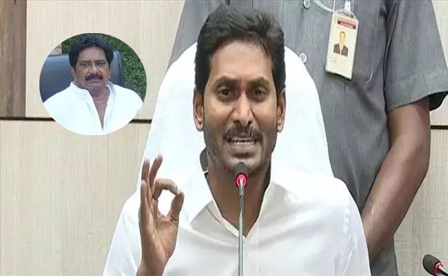 విశాఖకు పాకిన వైసీపీ విధ్వంస కాండ..!