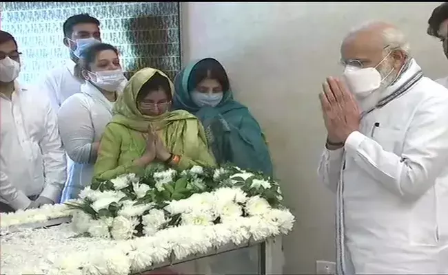 పాశ్వాన్‌కు నివాళులు అర్పించిన ప్రధాని నరేంద్రమోదీ