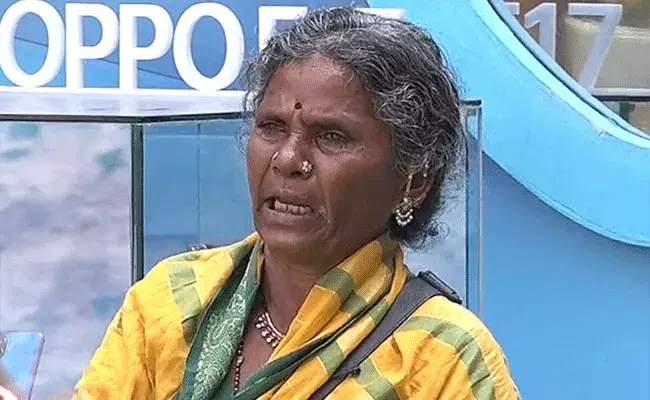 చనిపోయిన బిడ్డతో బస్సెక్కబోతే..