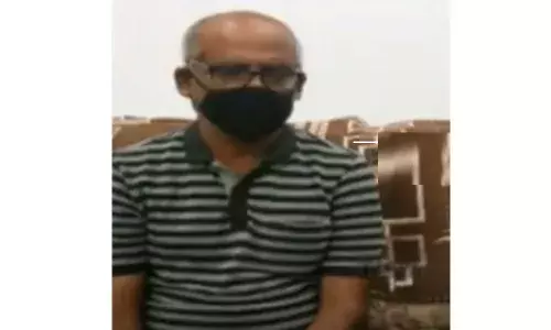 సినిమాను నిలిపివేయాలంటు హైకోర్టును ఆశ్రయించిన దిశ తండ్రి శ్రీధర్ రెడ్డి సినిమాను నిలిపివేయాలంటు హైకోర్టును ఆశ్రయించిన దిశ తండ్రి శ్రీధర్ రెడ్డి