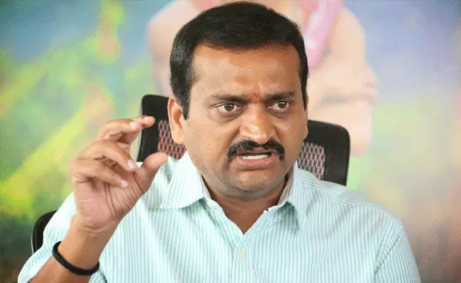 బండ్ల గణేష్ ట్వీట్.. టాలీవుడ్లో హాట్ టాపిక్ బండ్ల గణేష్ ట్వీట్.. టాలీవుడ్లో హాట్ టాపిక్