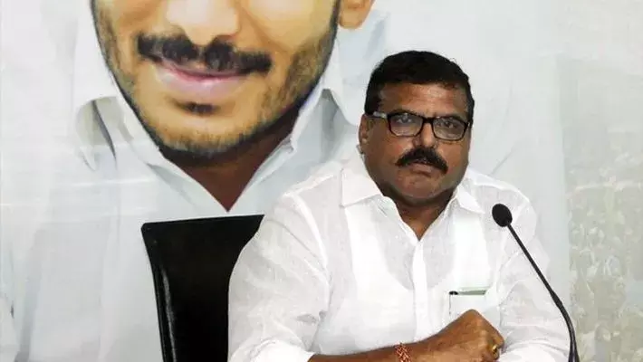 మరోసారి రైతులను కించపరిచేలా మాట్లాడిన మంత్రి బొత్స మరోసారి రైతులను కించపరిచేలా మాట్లాడిన మంత్రి బొత్స