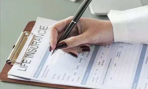 ఎల్ఐసీ సింగిల్ ప్రీమియం పాలసీ.. ఒకేసారి లక్ష పెట్టుబడి పెడితే రూ.5 లక్షలు.. ఎల్ఐసీ సింగిల్ ప్రీమియం పాలసీ.. ఒకేసారి లక్ష పెట్టుబడి పెడితే రూ.5 లక్షలు..