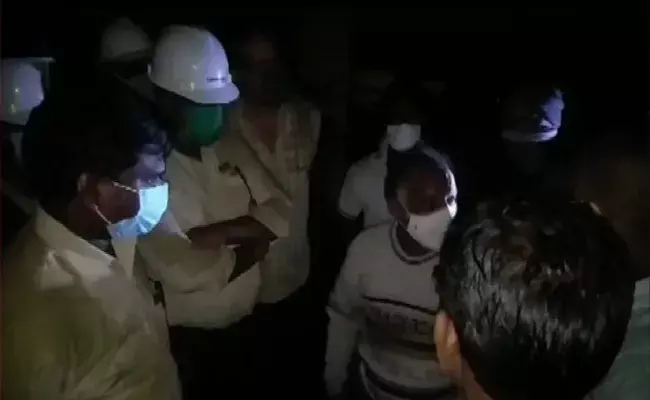 విశాఖ వాసుల్ని ఉక్కిరిబిక్కిరి చేస్తున్న ప్రమాదాలు.. తాజాగా.. విశాఖ వాసుల్ని ఉక్కిరిబిక్కిరి చేస్తున్న ప్రమాదాలు.. తాజాగా..