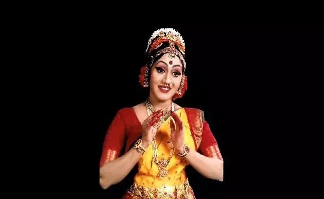 ప్రముఖ కూచిపూడి న్యత్యకారిణి శోభానాయుడు కన్నుమూత