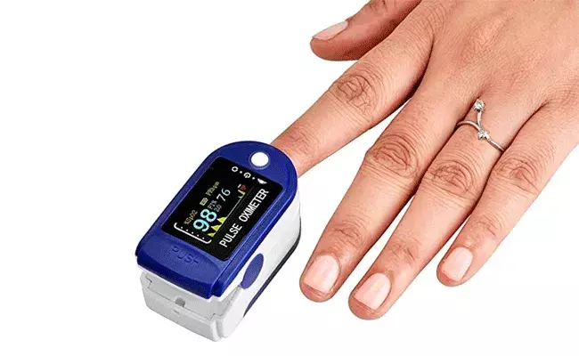 పల్స్ ఆక్సీమీటర్ పనేంటి.. కరోనా సీజన్లో ఎందుకంత డిమాండ్