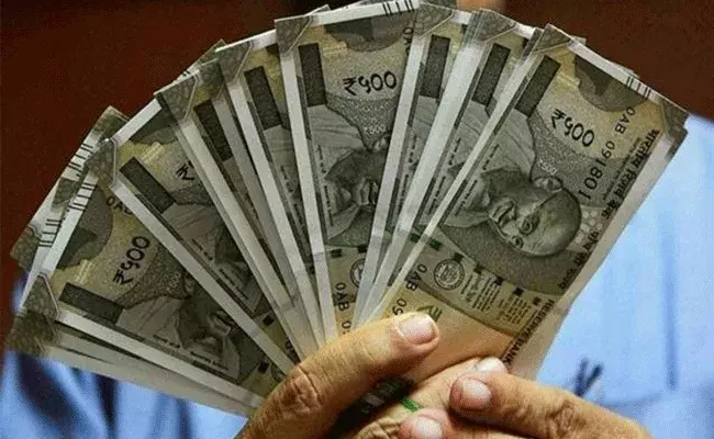 గుడ్‌న్యూస్.. అన్ని రుణాలపై 6 నెలల చక్రవడ్డీ మాఫీ