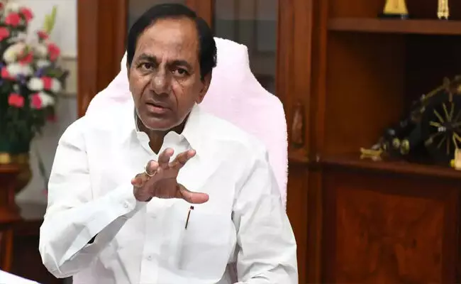చెరువులకు ప్రమాదం జరగకుండా అప్రమత్తంగా ఉండాలి : సీఎం కేసీఆర్ చెరువులకు ప్రమాదం జరగకుండా అప్రమత్తంగా ఉండాలి : సీఎం కేసీఆర్