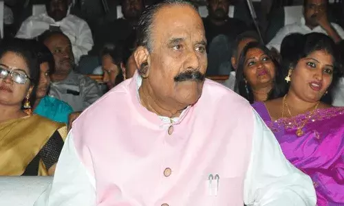 జనతాపార్టీ నుంచి రాజకీయ జీవితం ప్రారంభించిన నాయిని..