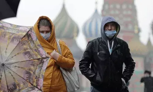 కరోనా మళ్లీ విజృంభిస్తోందా.. ఒక్కరోజులో 16వేల కేసులు కరోనా మళ్లీ విజృంభిస్తోందా.. ఒక్కరోజులో 16వేల కేసులు