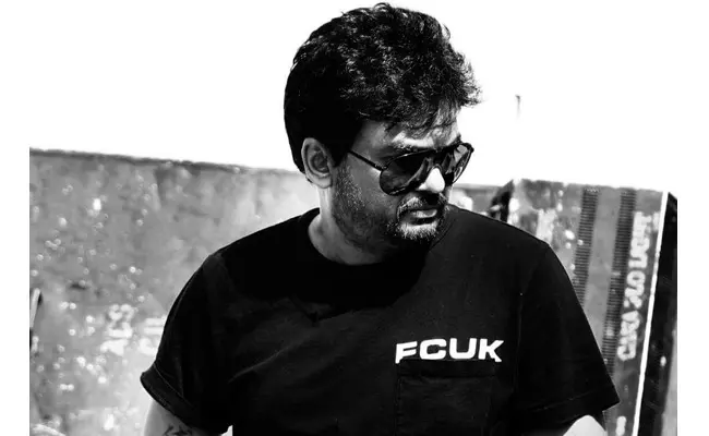 చెత్త మనుషుల మధ్య నా జీవితం సగం..: పూరీ జ్ఞానోదయం చెత్త మనుషుల మధ్య నా జీవితం సగం..: పూరీ జ్ఞానోదయం