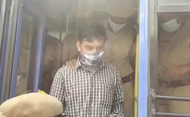 వరంగల్ తొమ్మిది మంది హత్య కేసులో సంచలన తీర్పు వరంగల్ తొమ్మిది మంది హత్య కేసులో సంచలన తీర్పు