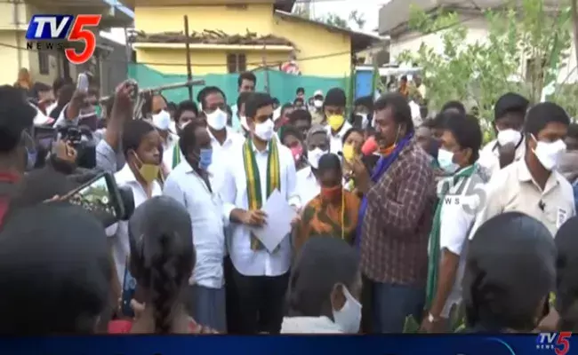 అరెస్టయిన రైతుల కుటుంబాలకు లోకేశ్ పరామర్శ