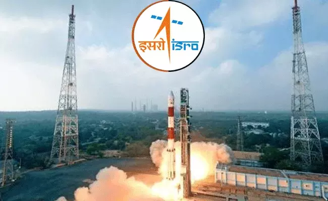 ఇస్రోలో ఉద్యోగాలు.. వేతనం రూ. 56,100 నుండి 1,77,500