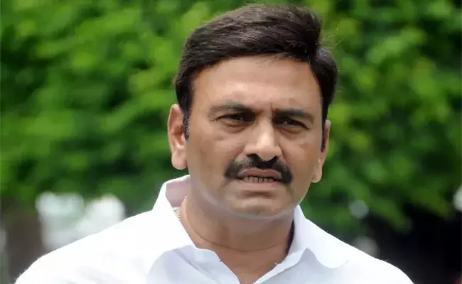 ఏపీలో ఇంటికే మద్యం సరఫరా : ఎంపీ రఘురామ కృష్ణరాజు ఏపీలో ఇంటికే మద్యం సరఫరా : ఎంపీ రఘురామ కృష్ణరాజు