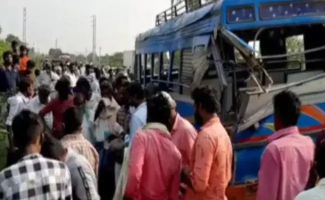 చిత్తూరు జిల్లాలో ఘోర రోడ్డు ప్రమాదం