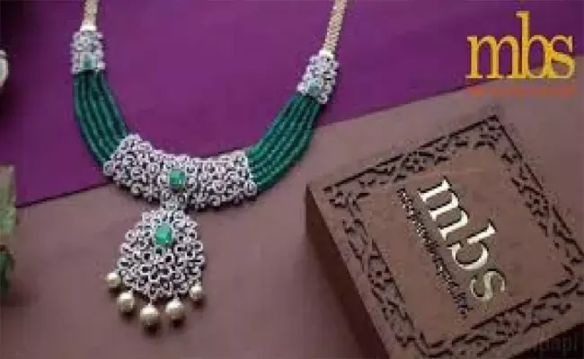 బంగారం వ్యాపారి సుఖేష్ గుప్తకు ఈడీ భారీ షాక్..