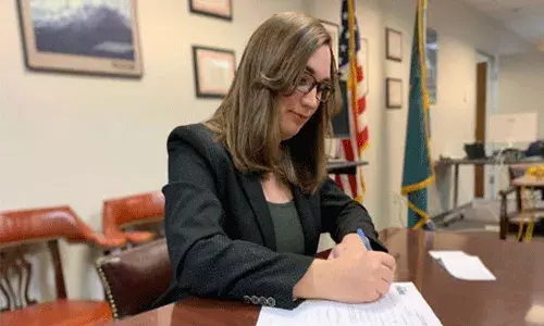 అమెరికా చరిత్రలో సెనెటర్‌గా ఎన్నికైన తొలి ట్రాన్స్‌జెండర్‌..