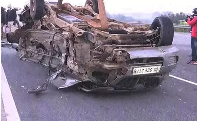 ఓఆర్ఆర్‌పై ఘోర ప్రమాదం.. ఆరుగురు అక్కడికక్కడే..