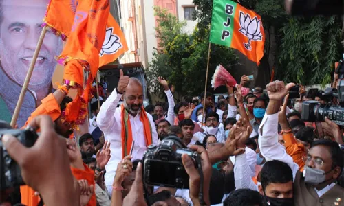 వరంగల్జిల్లాలో బండి సంజయ్ పర్యటన వరంగల్జిల్లాలో బండి సంజయ్ పర్యటన